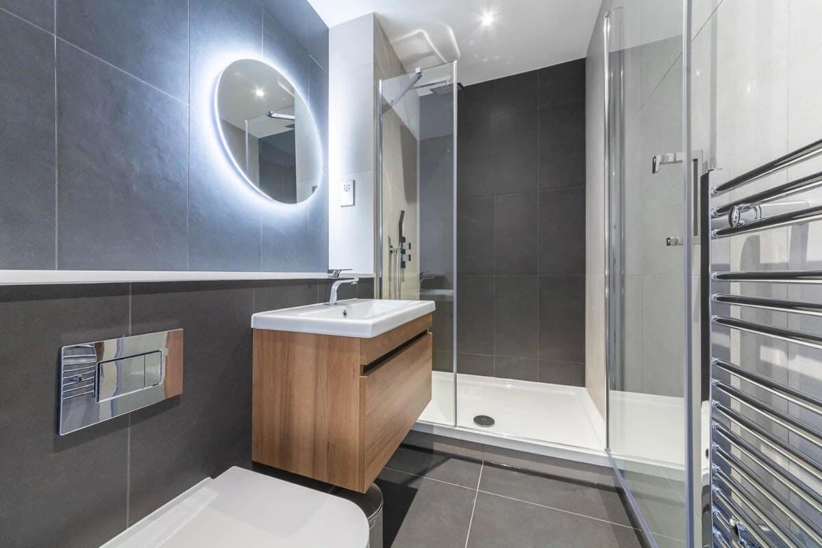 Modern Studio Apartment In East Grinstead Exteriér fotografie