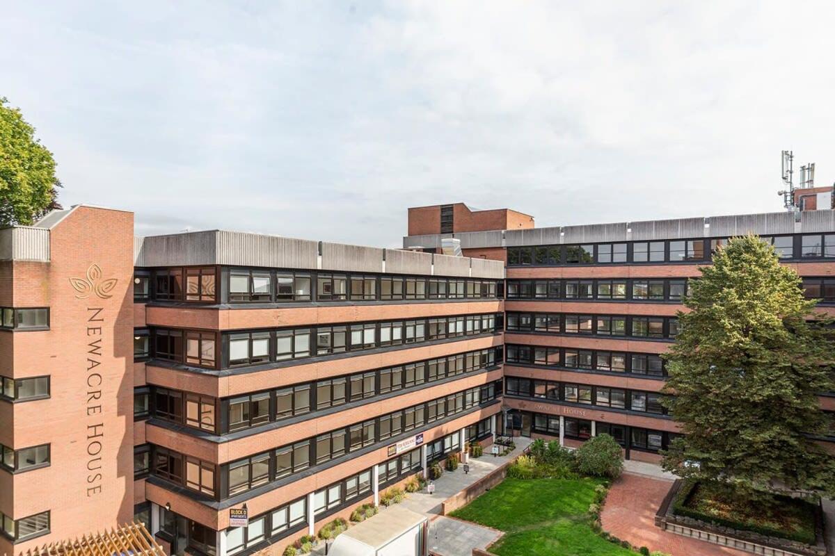 Modern Studio Apartment In East Grinstead Exteriér fotografie
